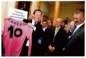 Felsey behind PM in photo at Number 10 (2)